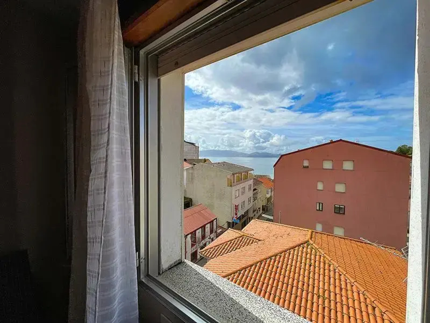 Apartamentos Portonovo Playa 3000