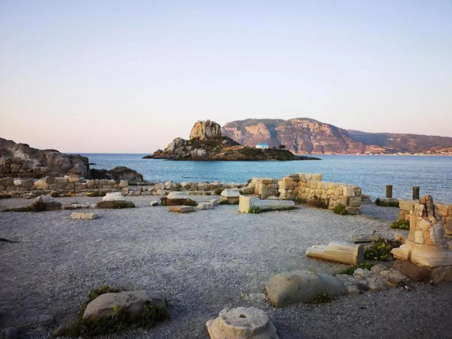 Haralambos Apartments