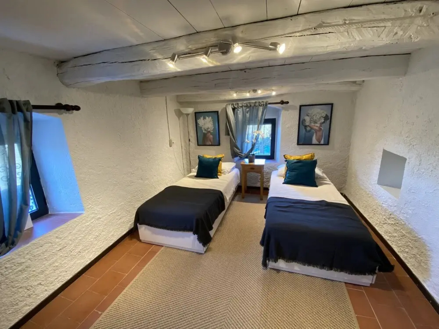 Fosdinovo 5-bed Villa- a Tranquil Retreat