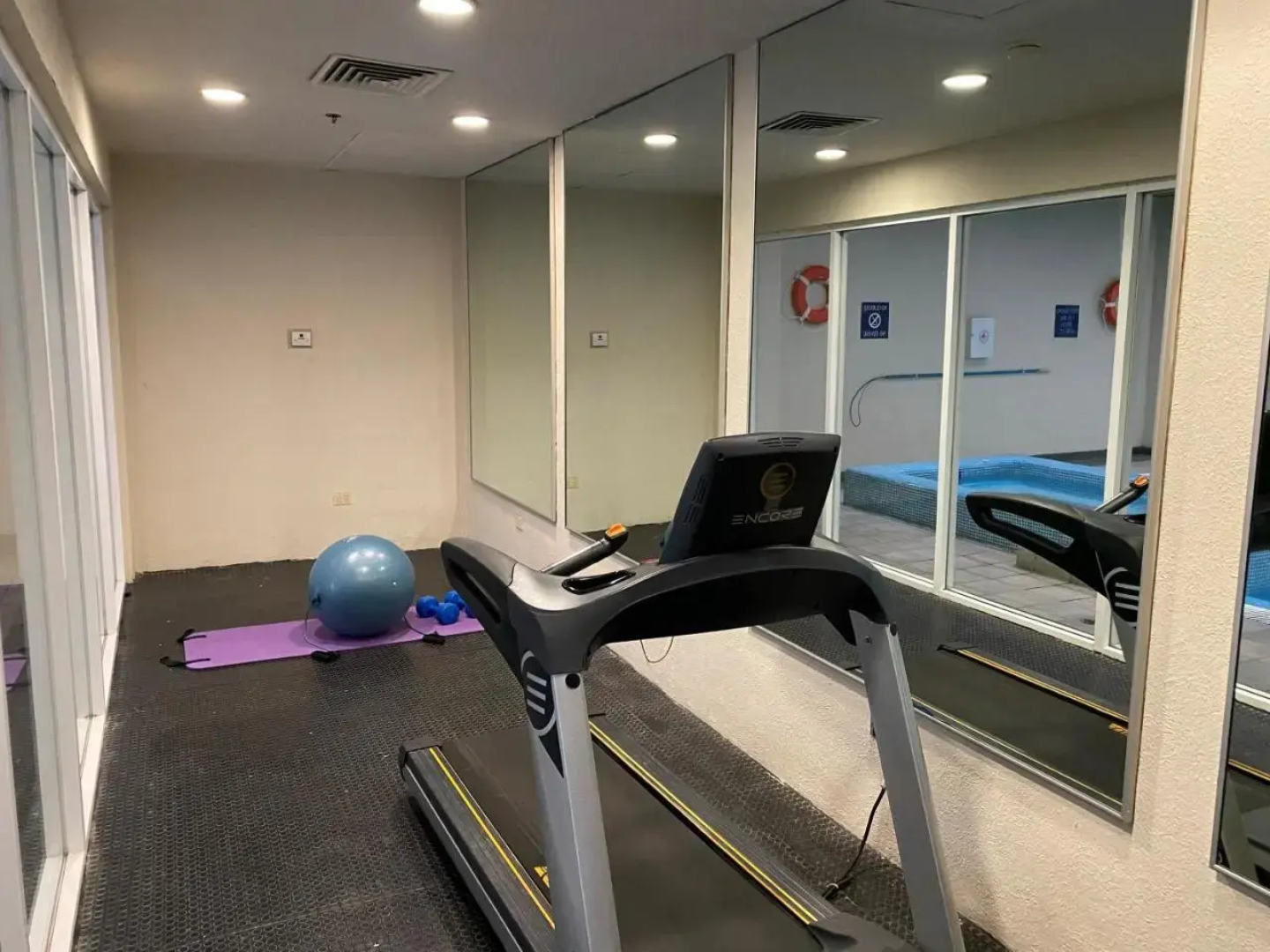 Holiday Inn Monterrey La Fe