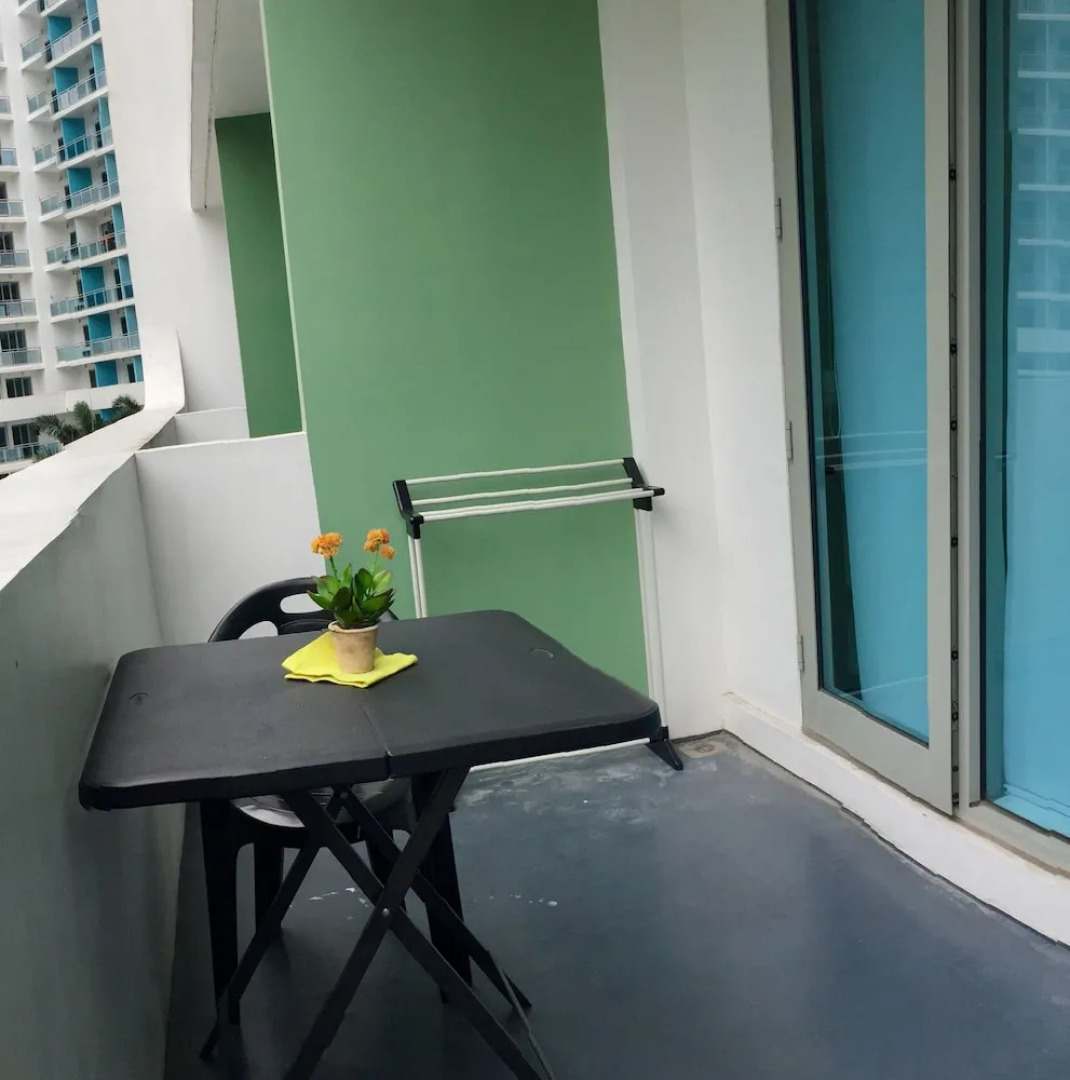 Azure Urban Resort And Residences