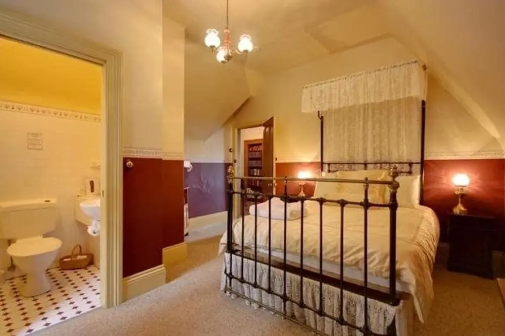 Westella Colonial B&B