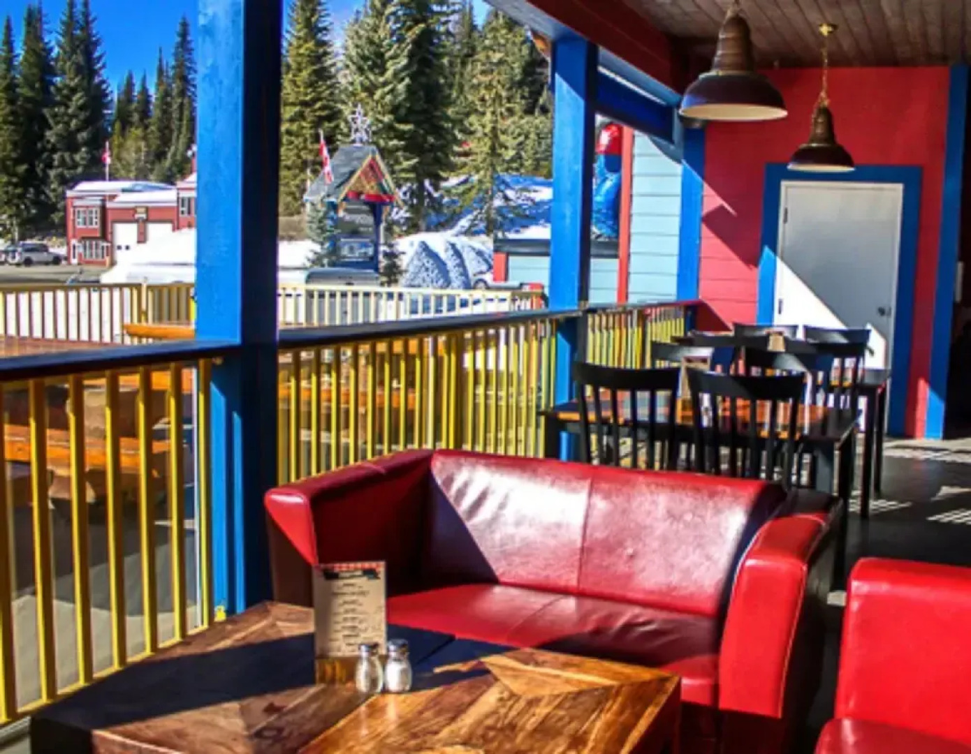 The Bulldog Hotel Silver Star