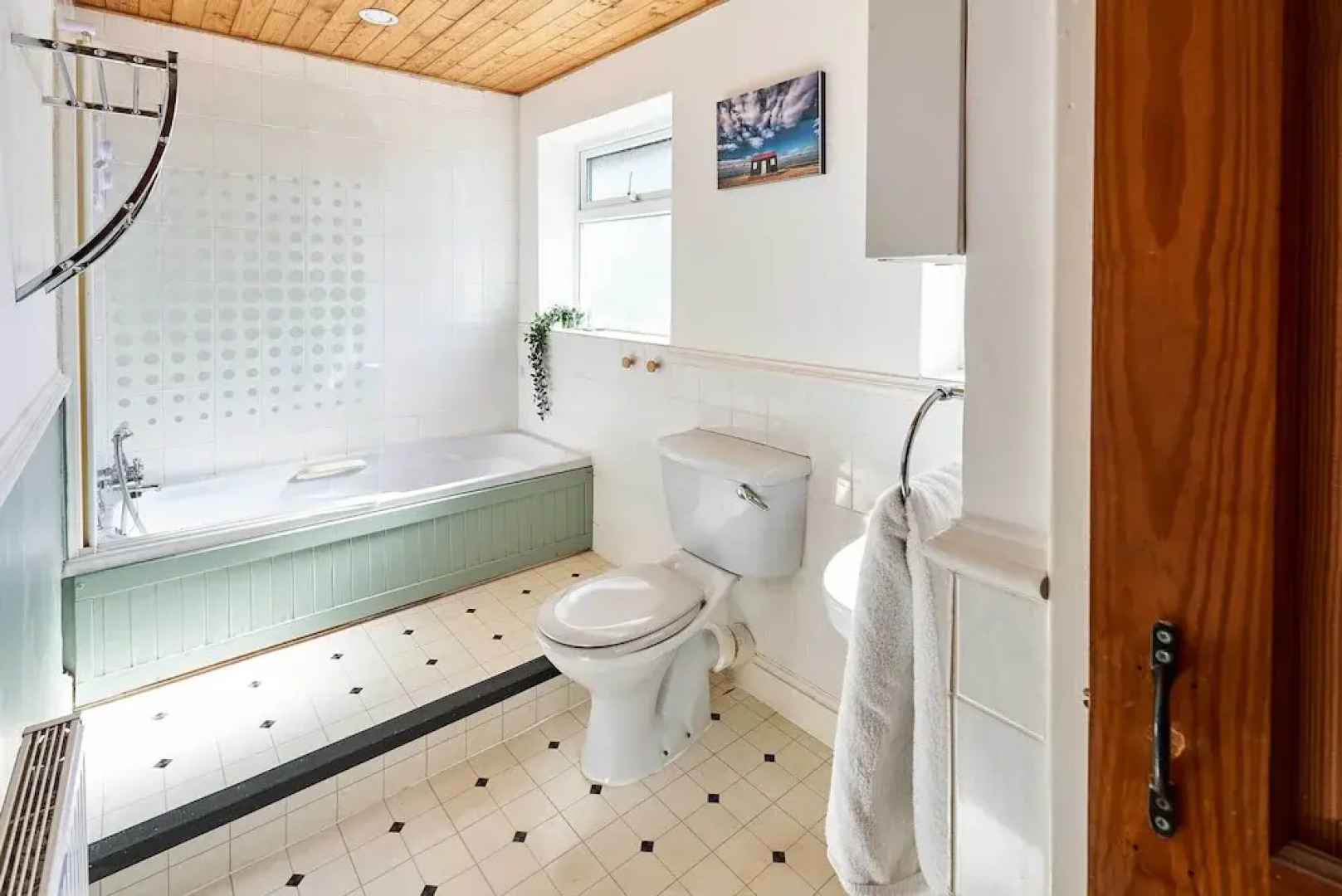 Host Stay Bodiam Close