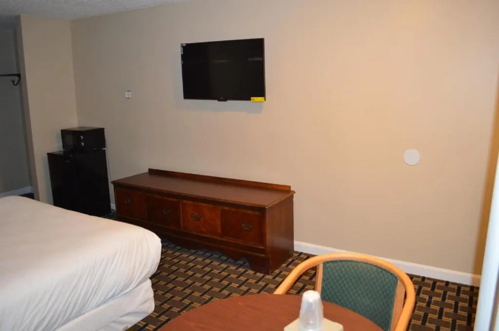 Nashoba Valley Inn & Suites
