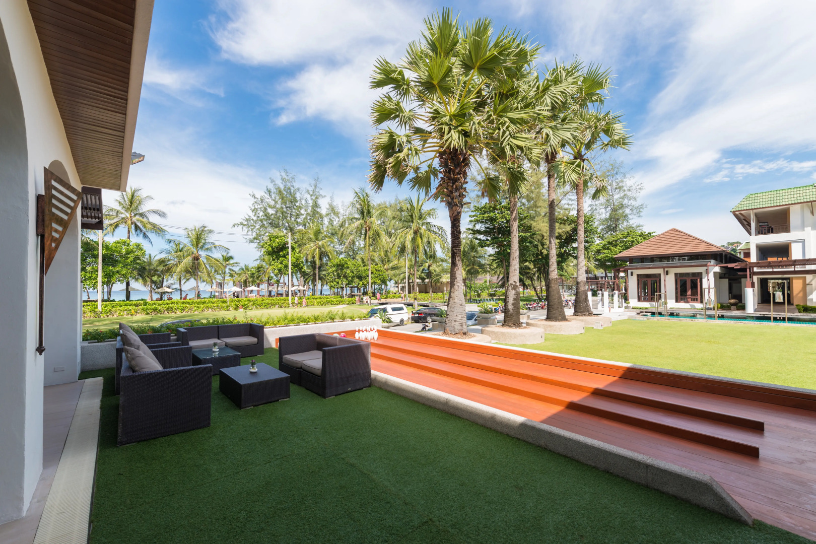 Katathani Phuket Beach Resort