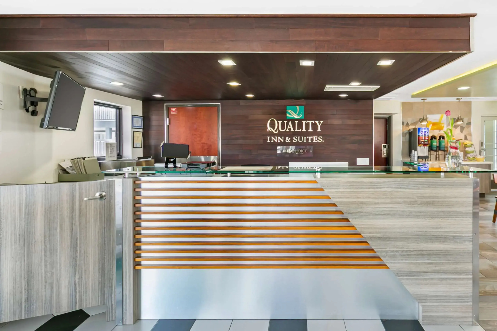 Quality Inn & Suites Sacramento Downtown Area