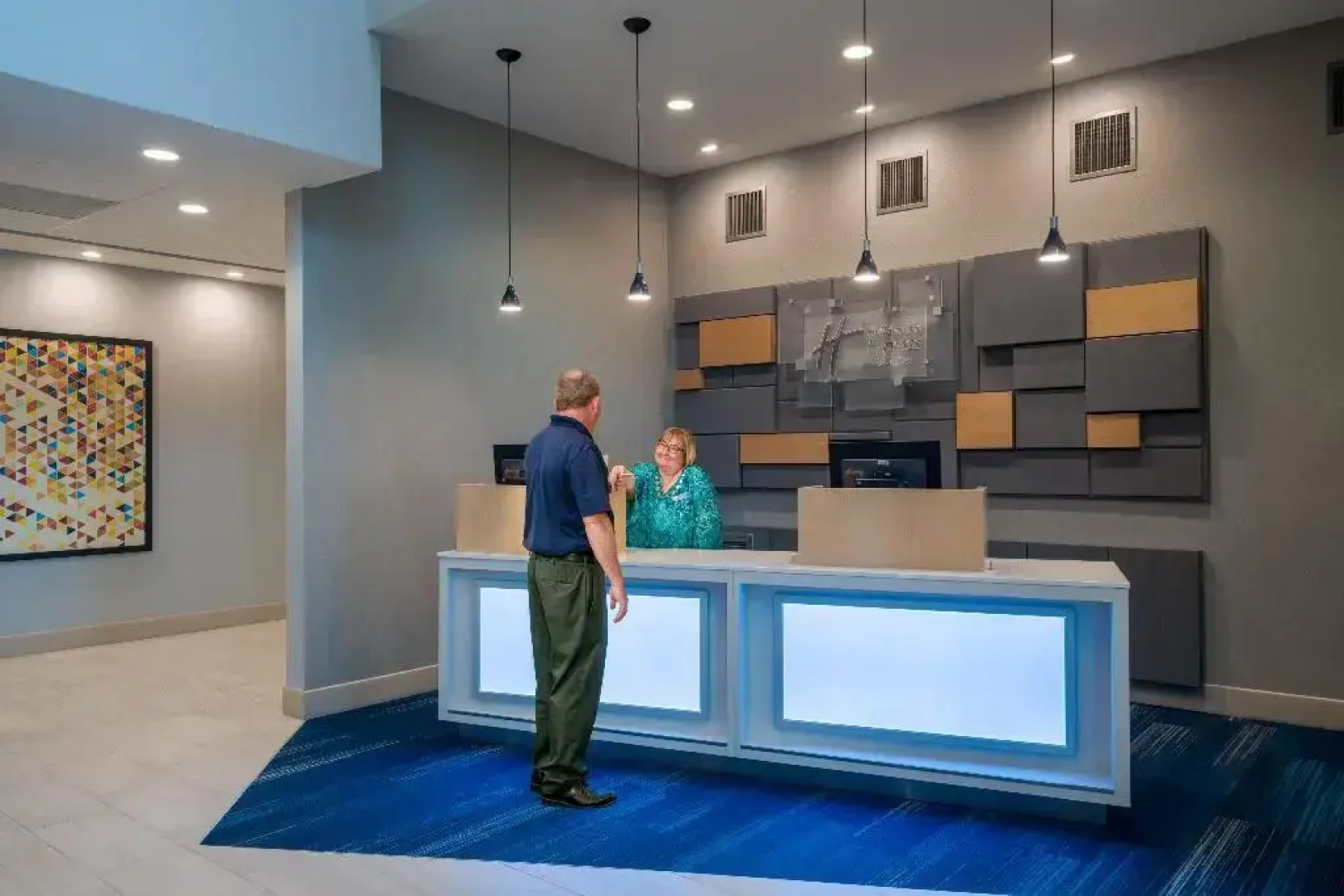 Holiday Inn Express & Suites St Peters by IHG