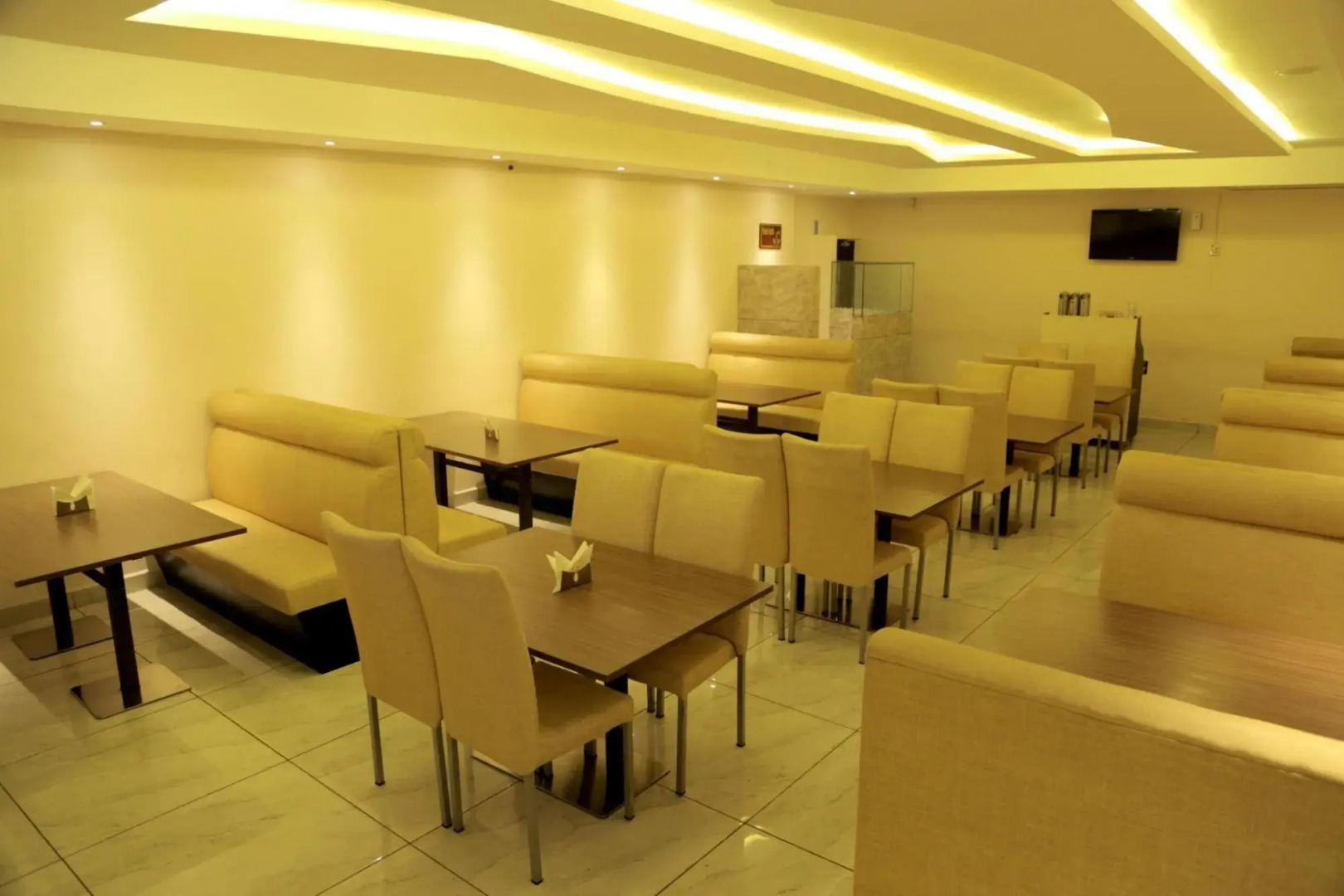 OYO 1050 Hotel Aksharadha