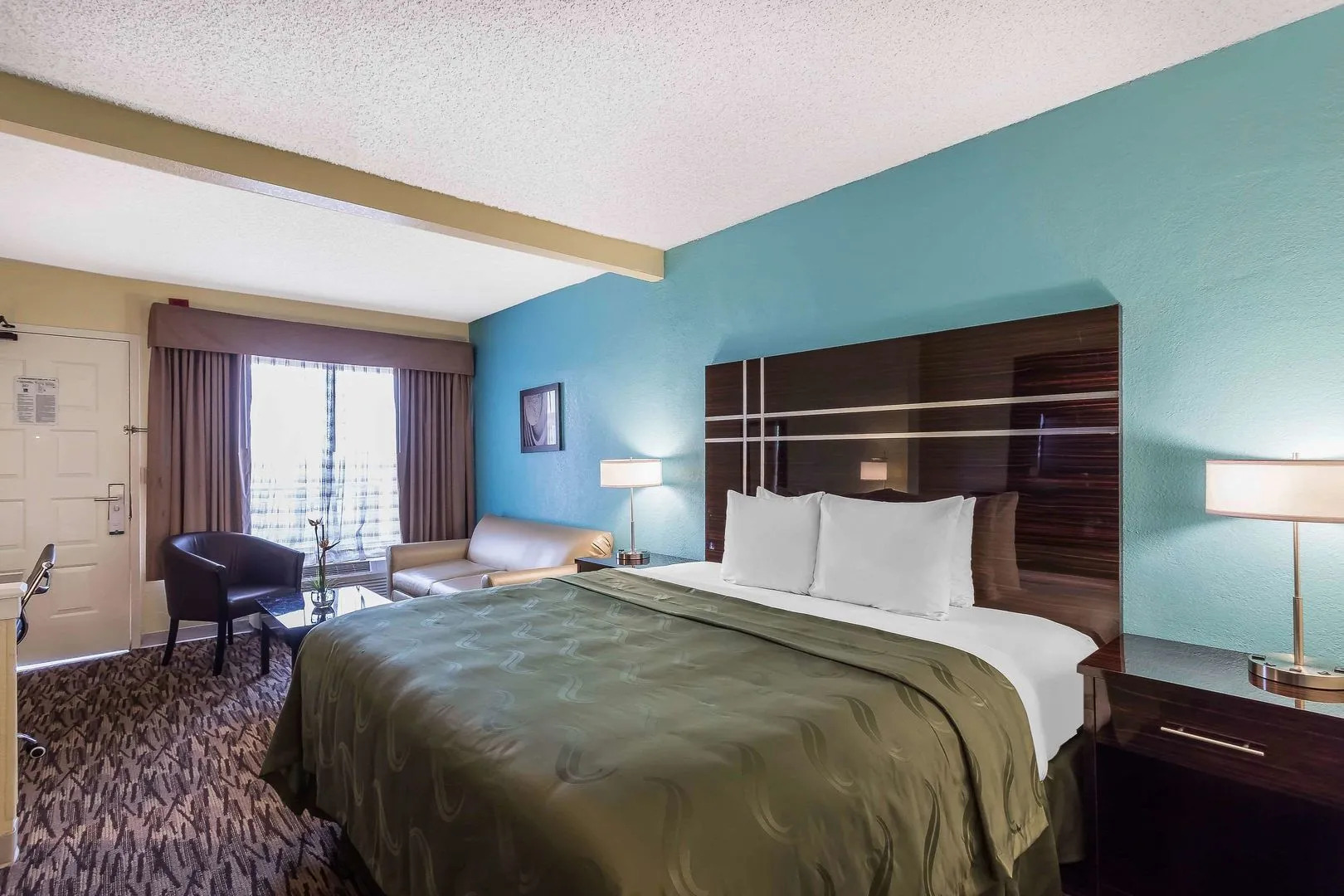 Boca Suites Deerfield Beach, SureStay Collection by BW