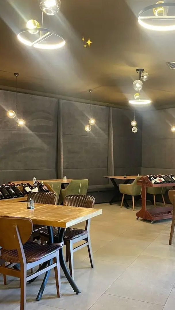 Grand JNK Boutique Hotel