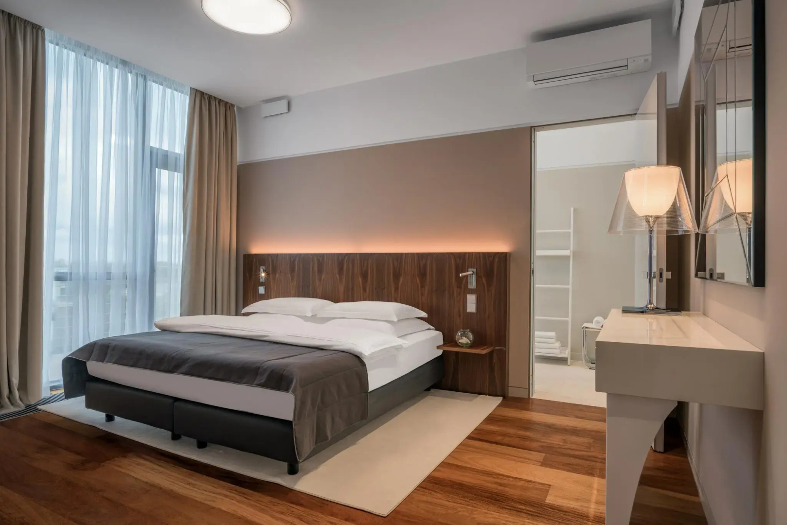Отель Crystal House Suite Hotel & Spa