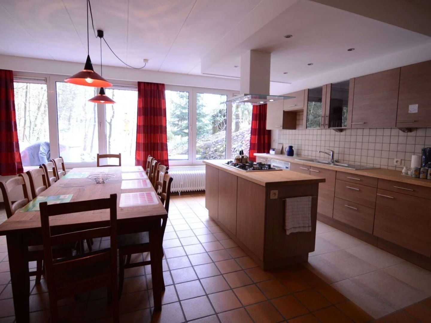 Cosy holiday home in the forests, very suitable for groups