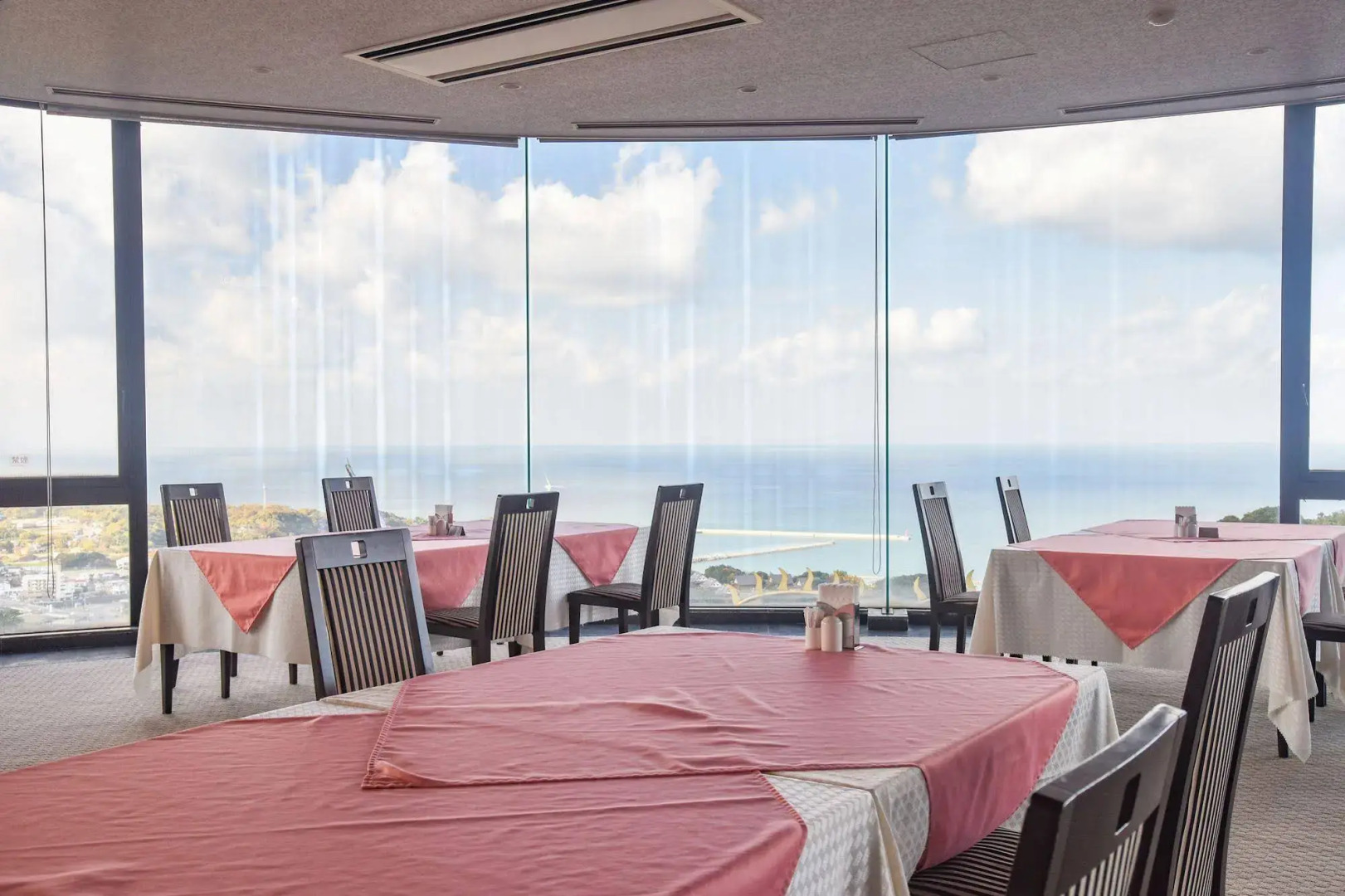 Spring Golf and Art Resort Awaji