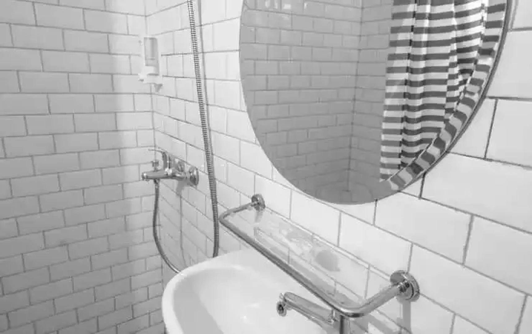 Nunia Tamansari Hotel