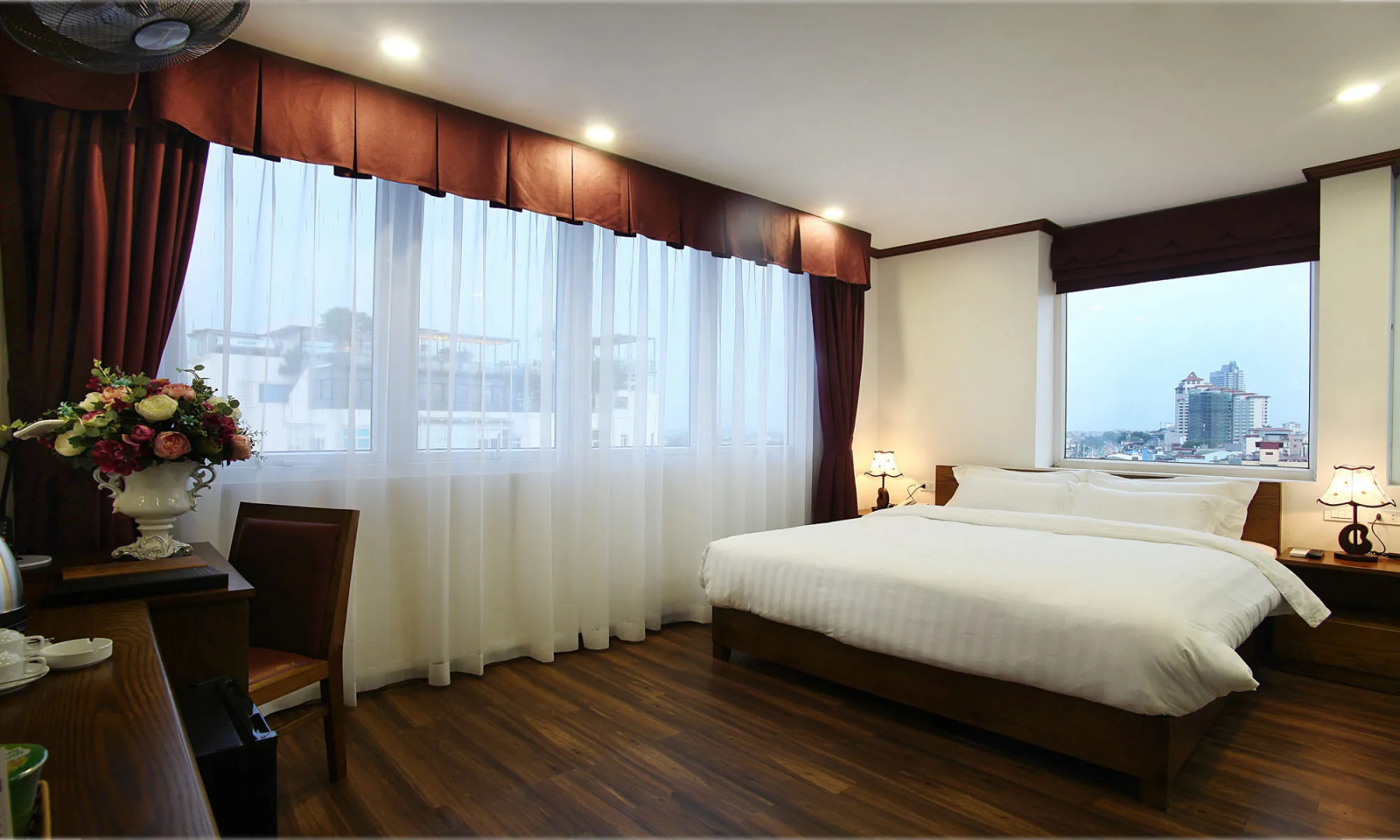 West Lake Home Hotel & Spa