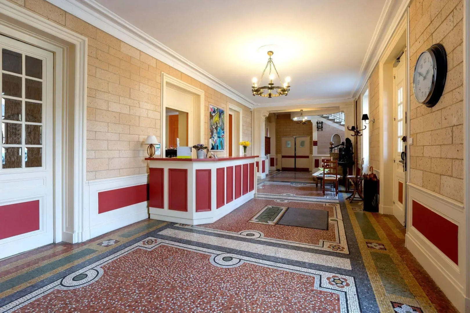 Domaine des Cèdres : Logis Hôtel, Résidence, Gîtes et Insolites