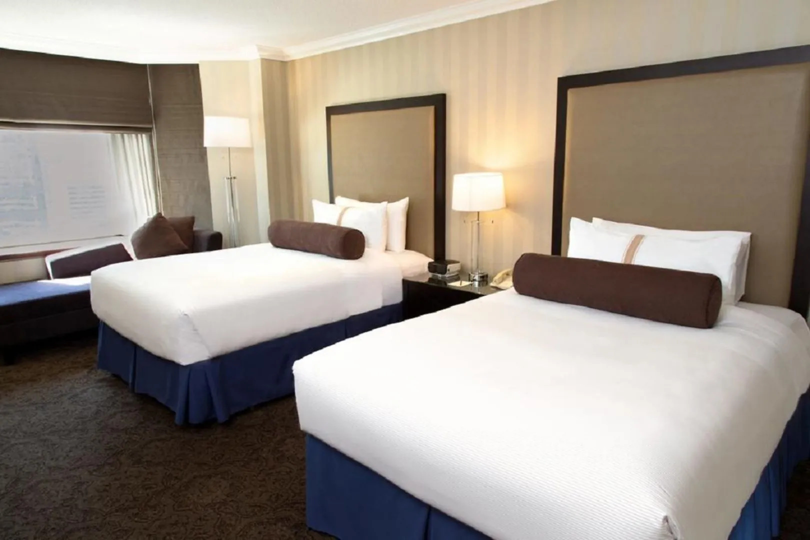 Sandman Signature Edmonton Downtown Hotel