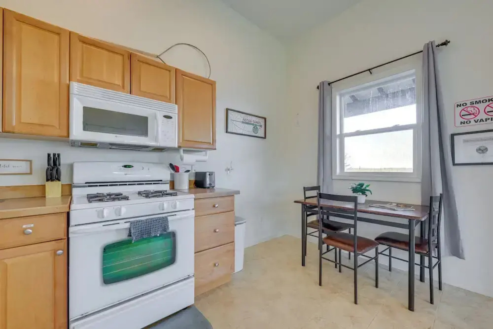 River Views & Fire Pit: Cozy Soldotna Apartment!