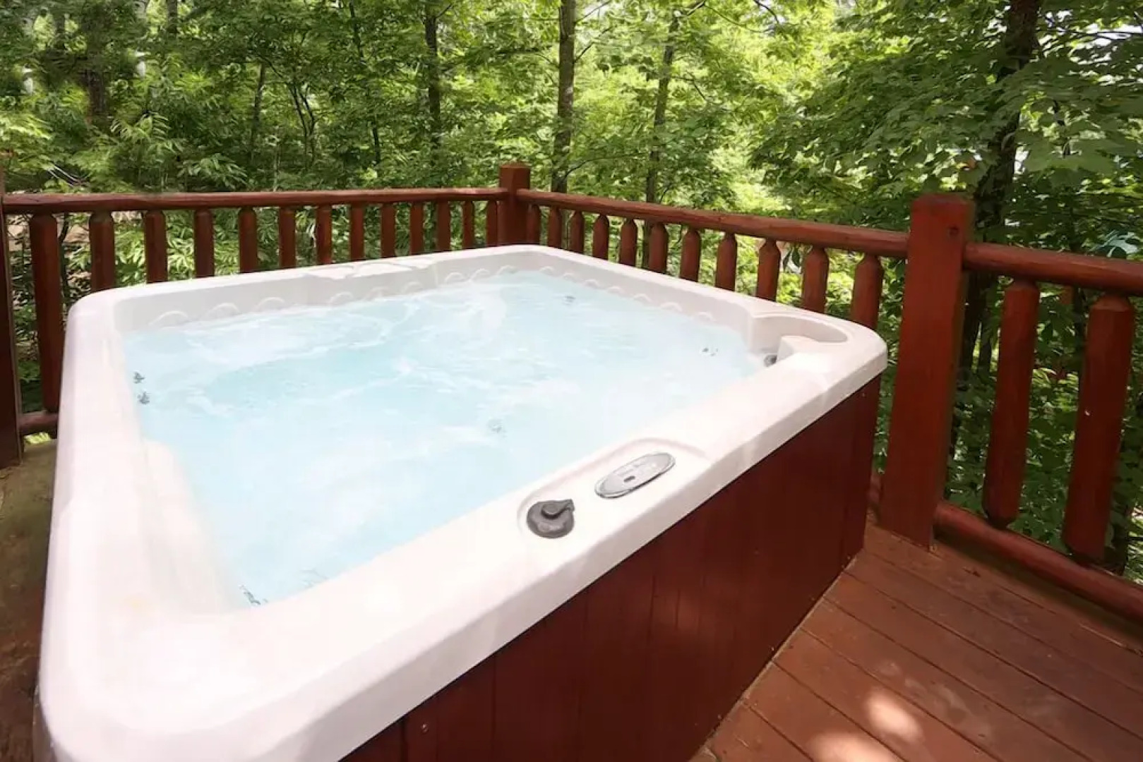 Mountain Majesty 2 Br cabin by RedAwning