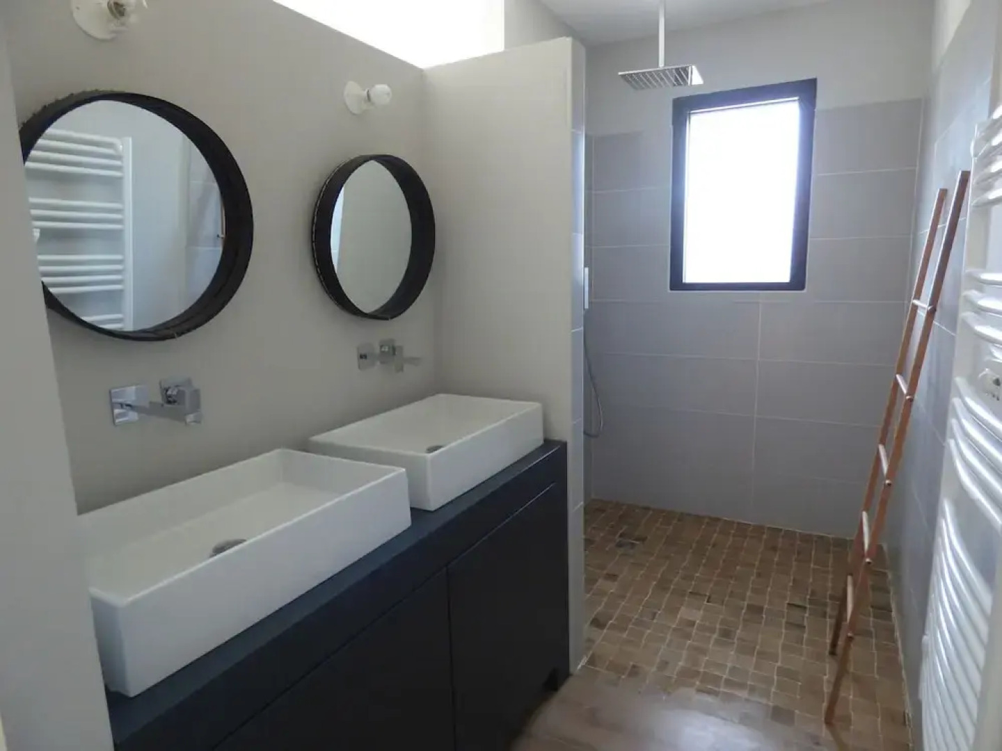 Beautiful, Modern Villa With Private Pool, Fenced Garden, in the Beautiful Lubéron!