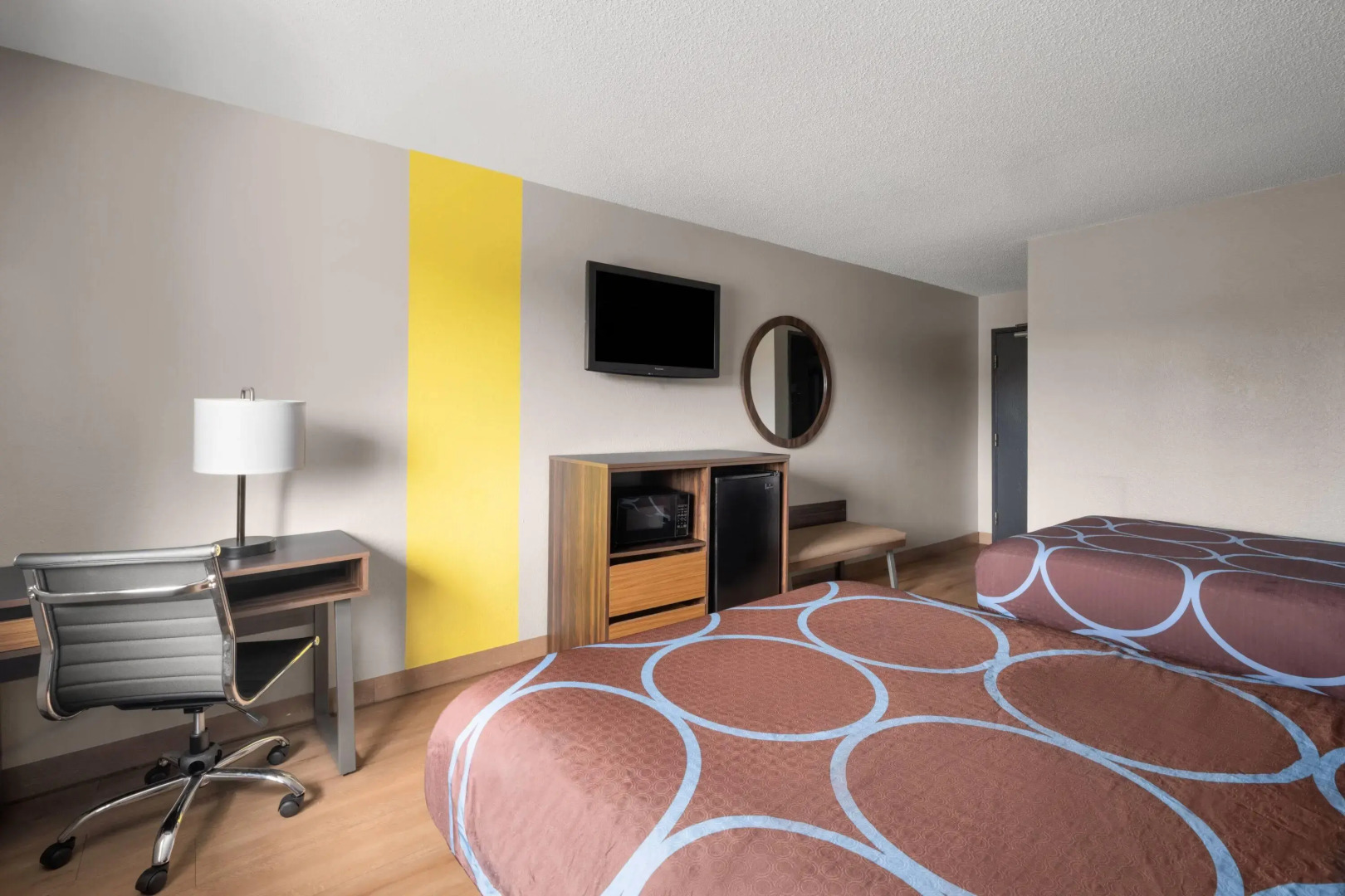 Super 8 By Wyndham Farmville