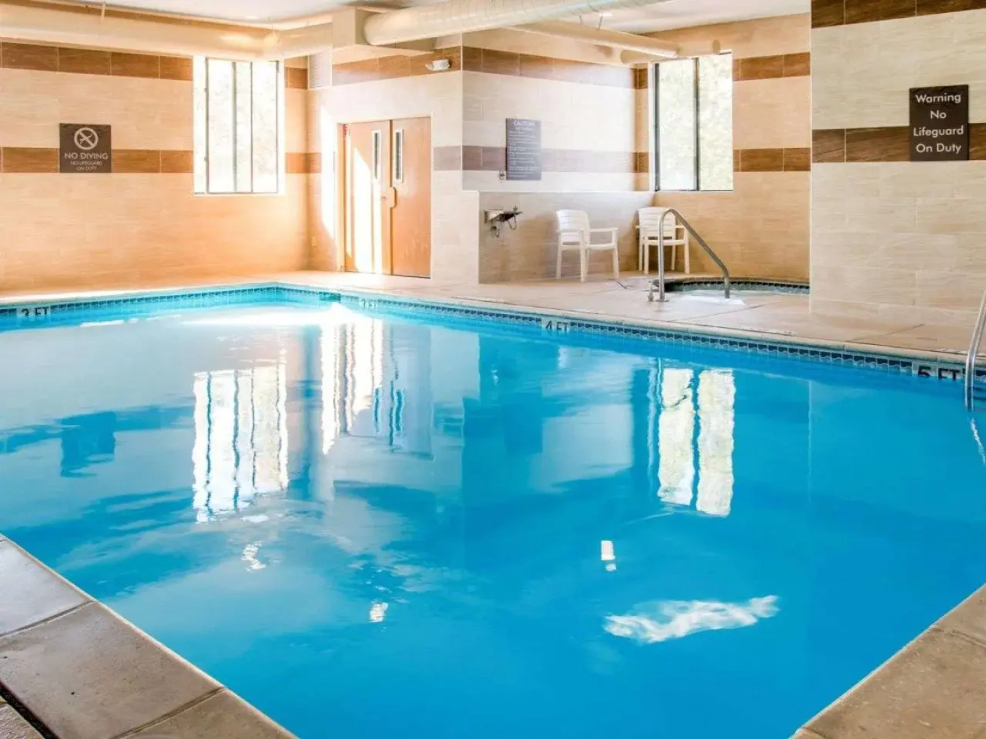 Comfort Suites Auburn Hills-Detroit