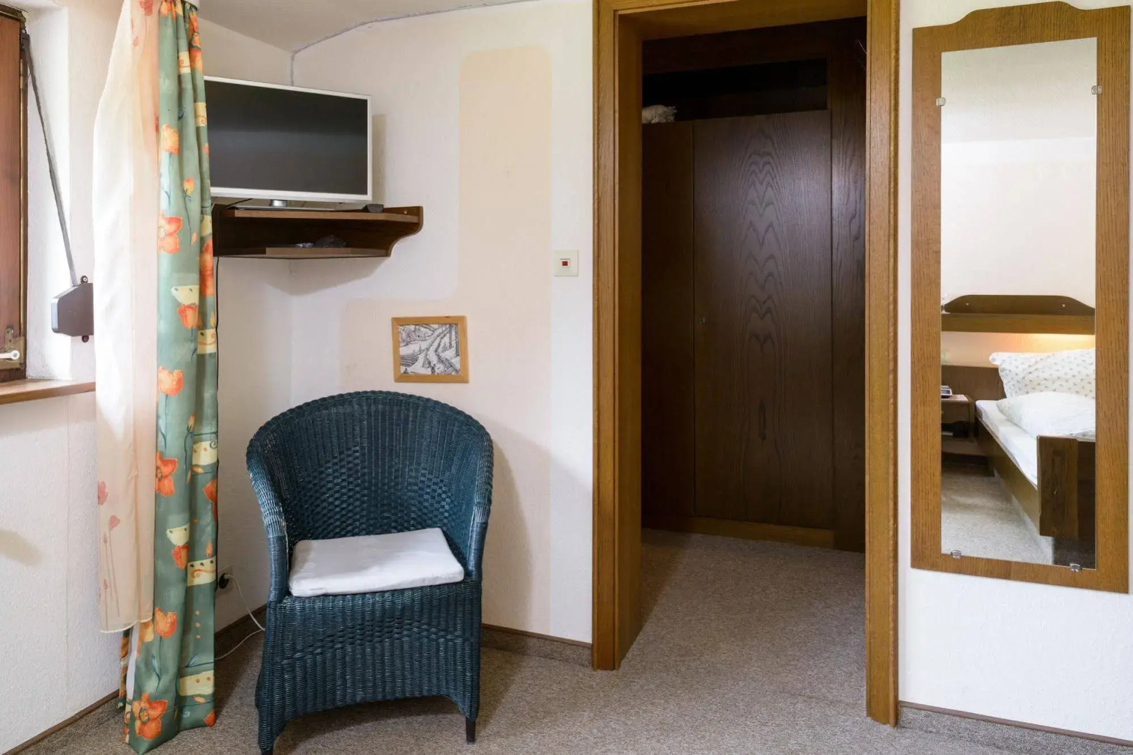 Zum Letzten Gstehr - Black Forest River Side Hotel