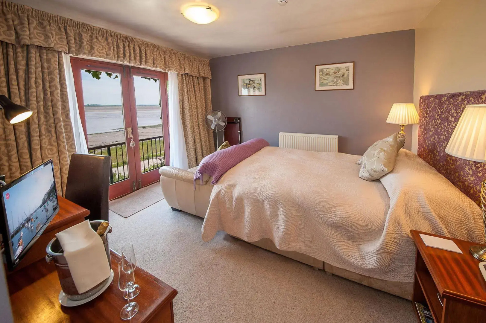 The Bay Horse Hotel and Restaurant