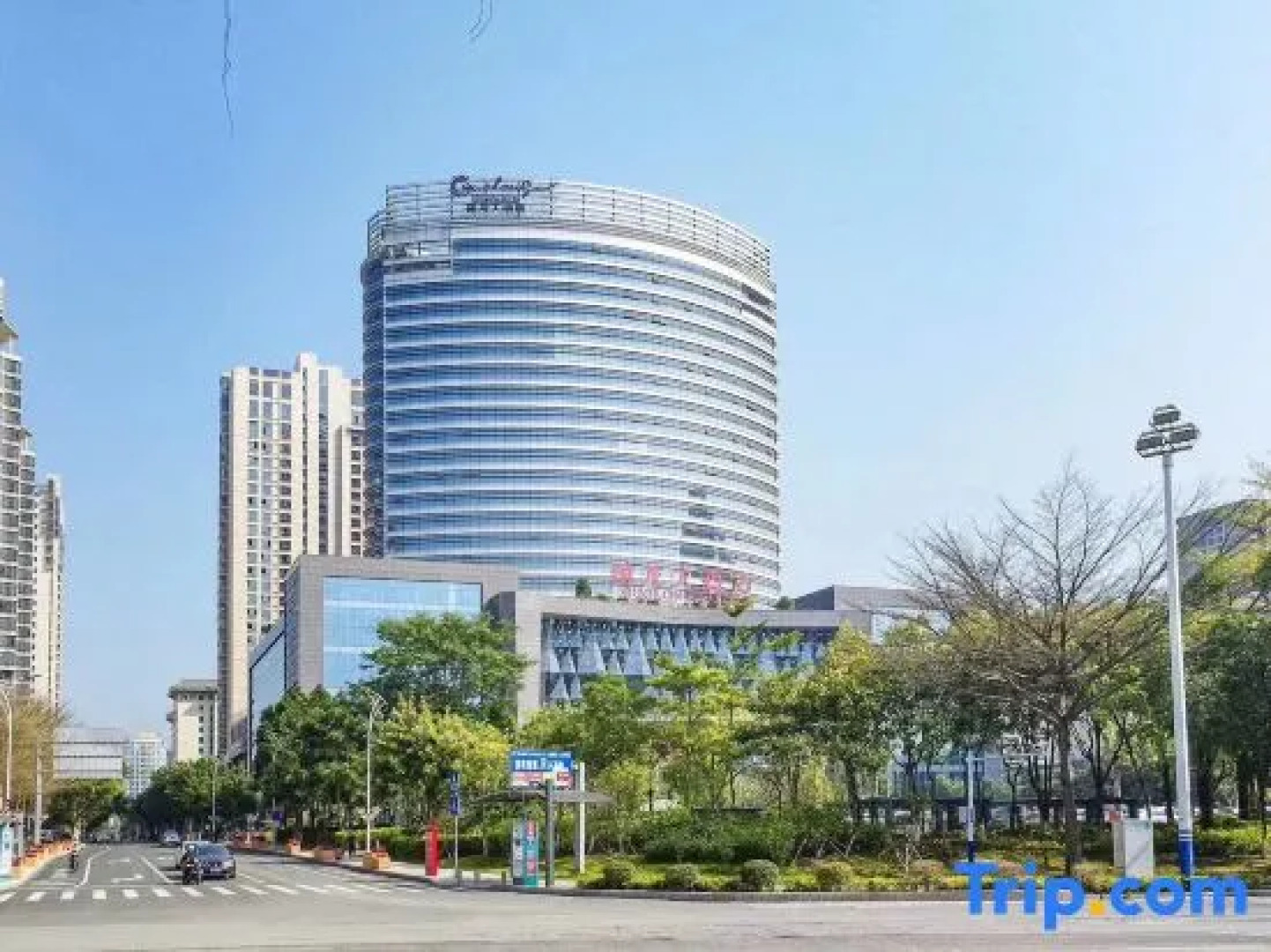 Guolong Hotel