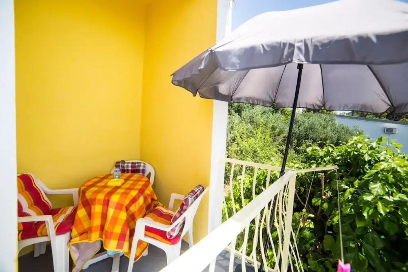 Apt Next to the Beach w Balcony and sea View