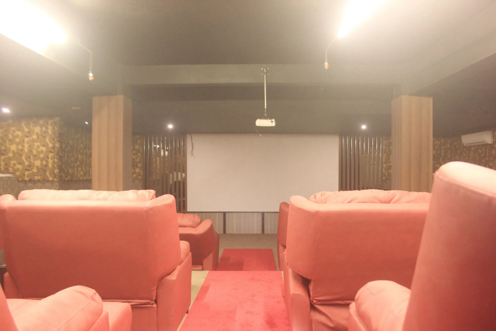 The L Hotel Entertainment