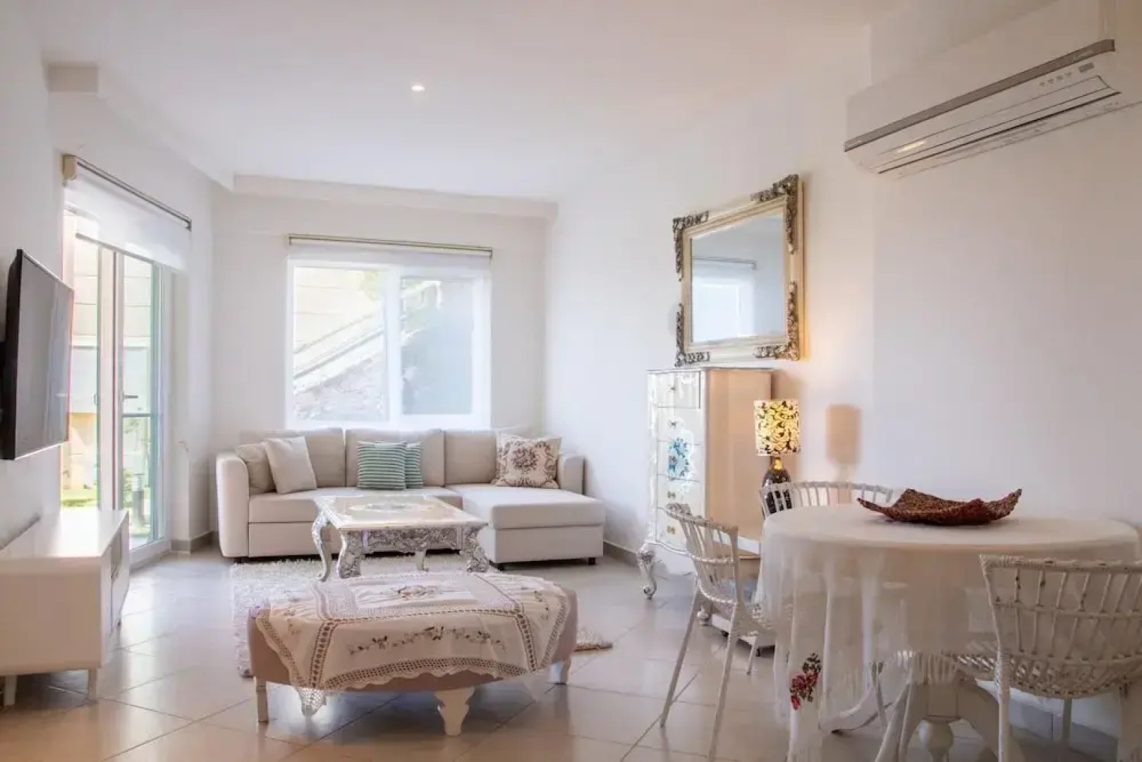 Comfortable Flat w Pool and Garden in Soke Aydin