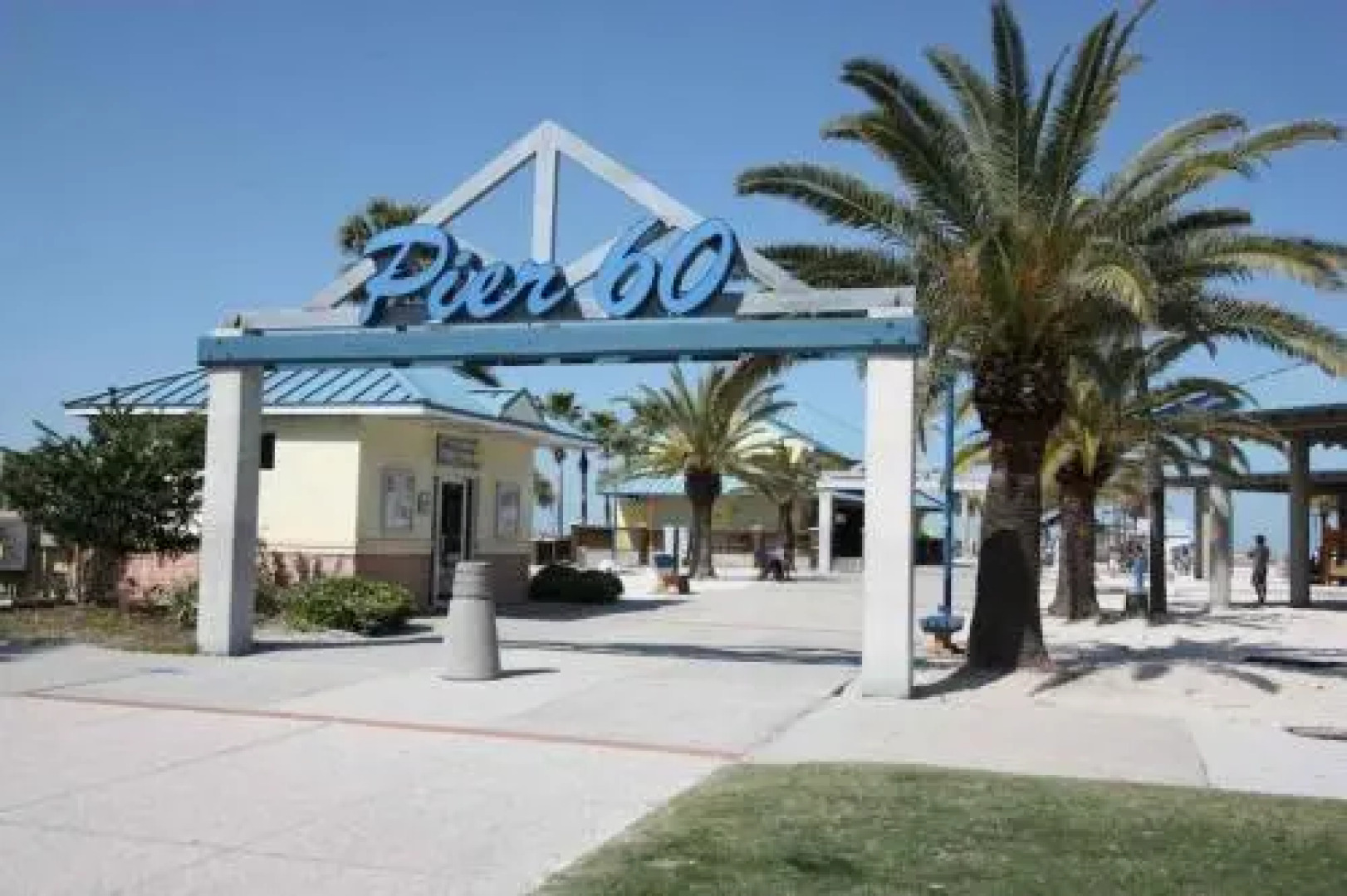 201 Belleair Beach Club