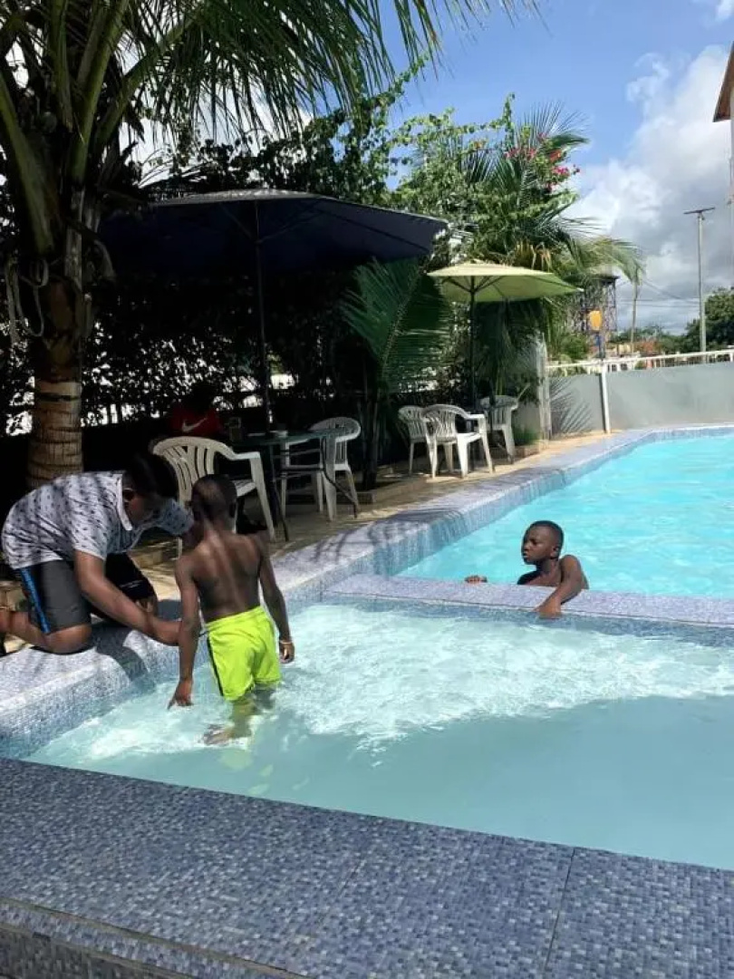 Woodpecker Resort