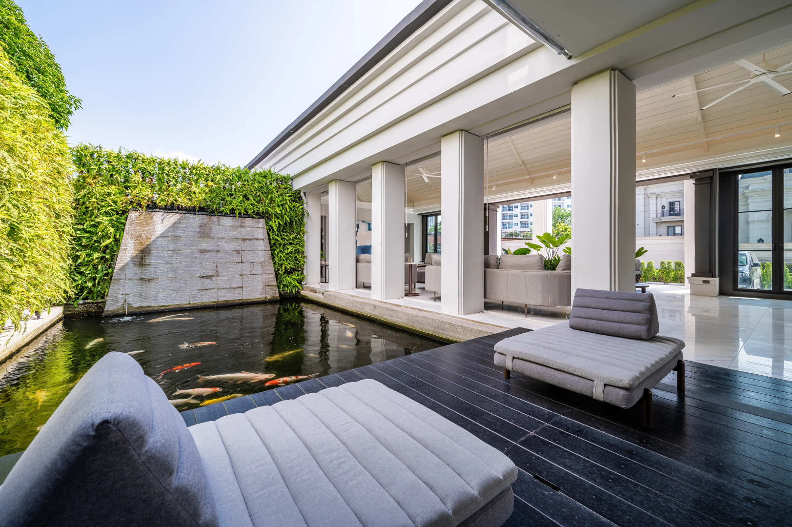 Manhattan Pattaya Hotel