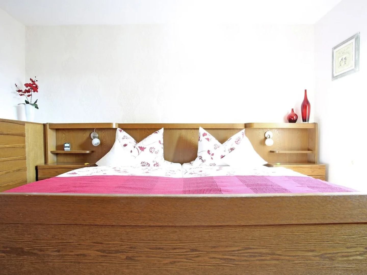 Spacious Apartment in Pracht near Forest