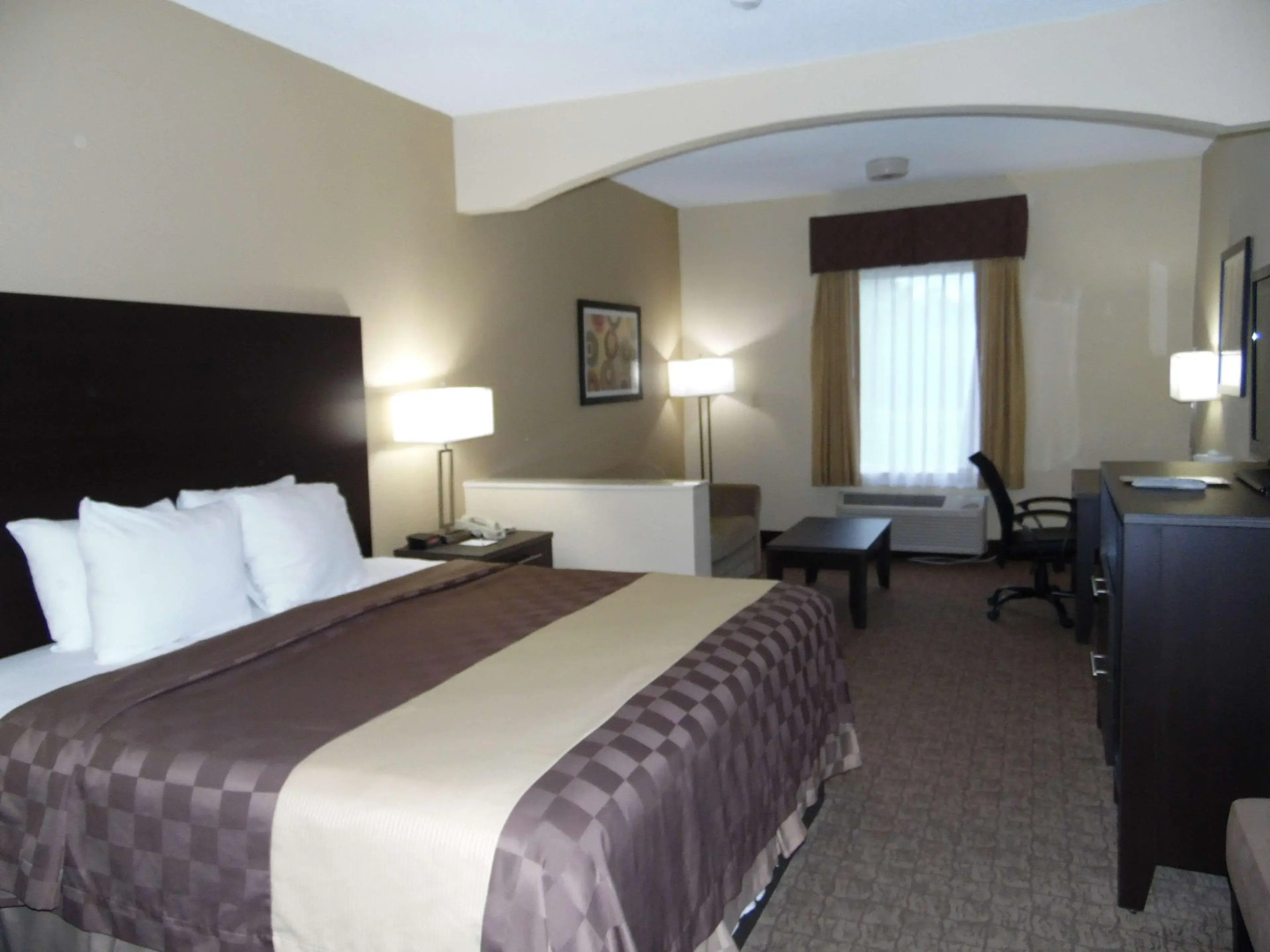 Best Western Teal Lake Inn