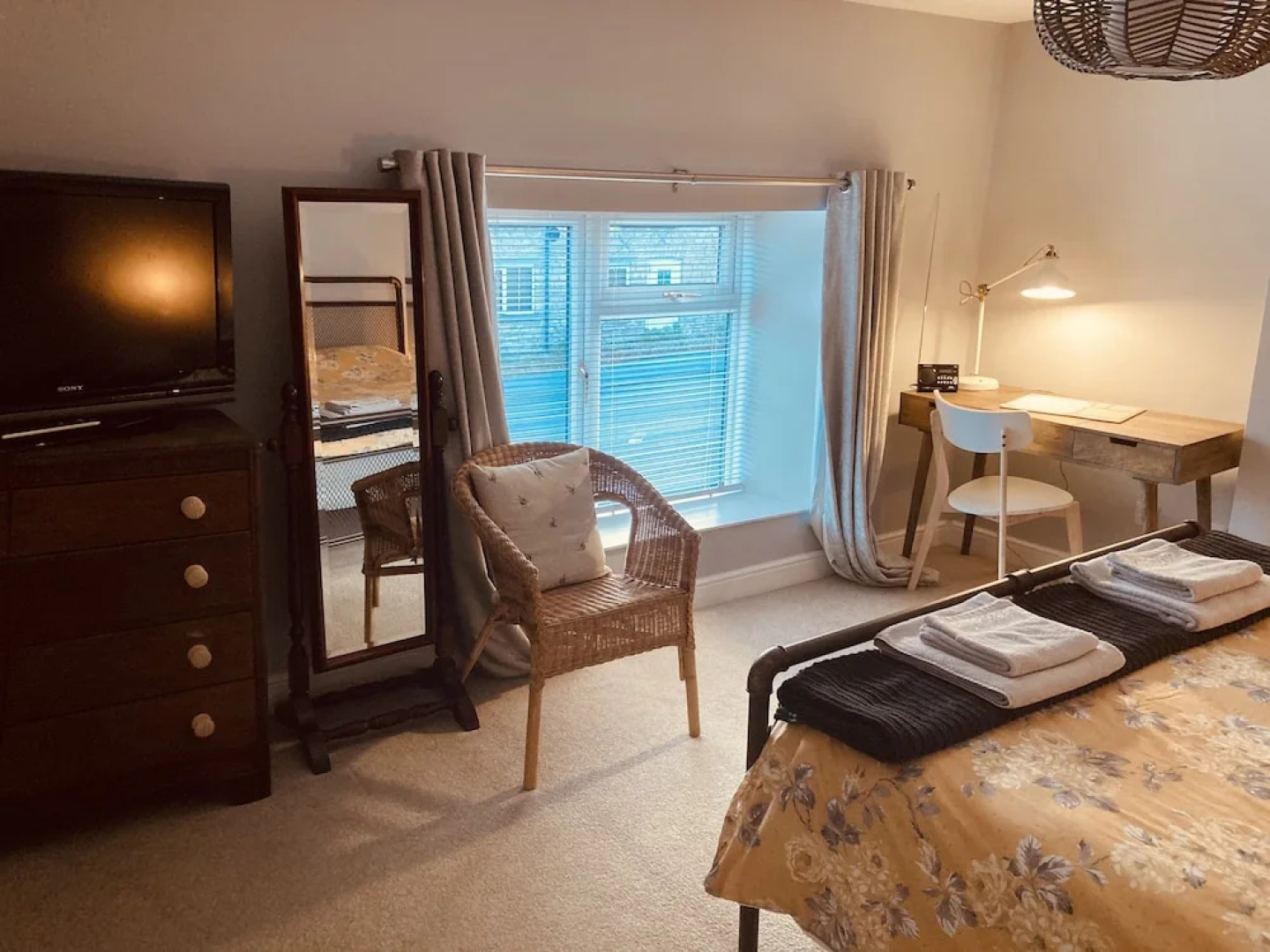 Capella Cottage, 2 Bedroom, Sleeps 4