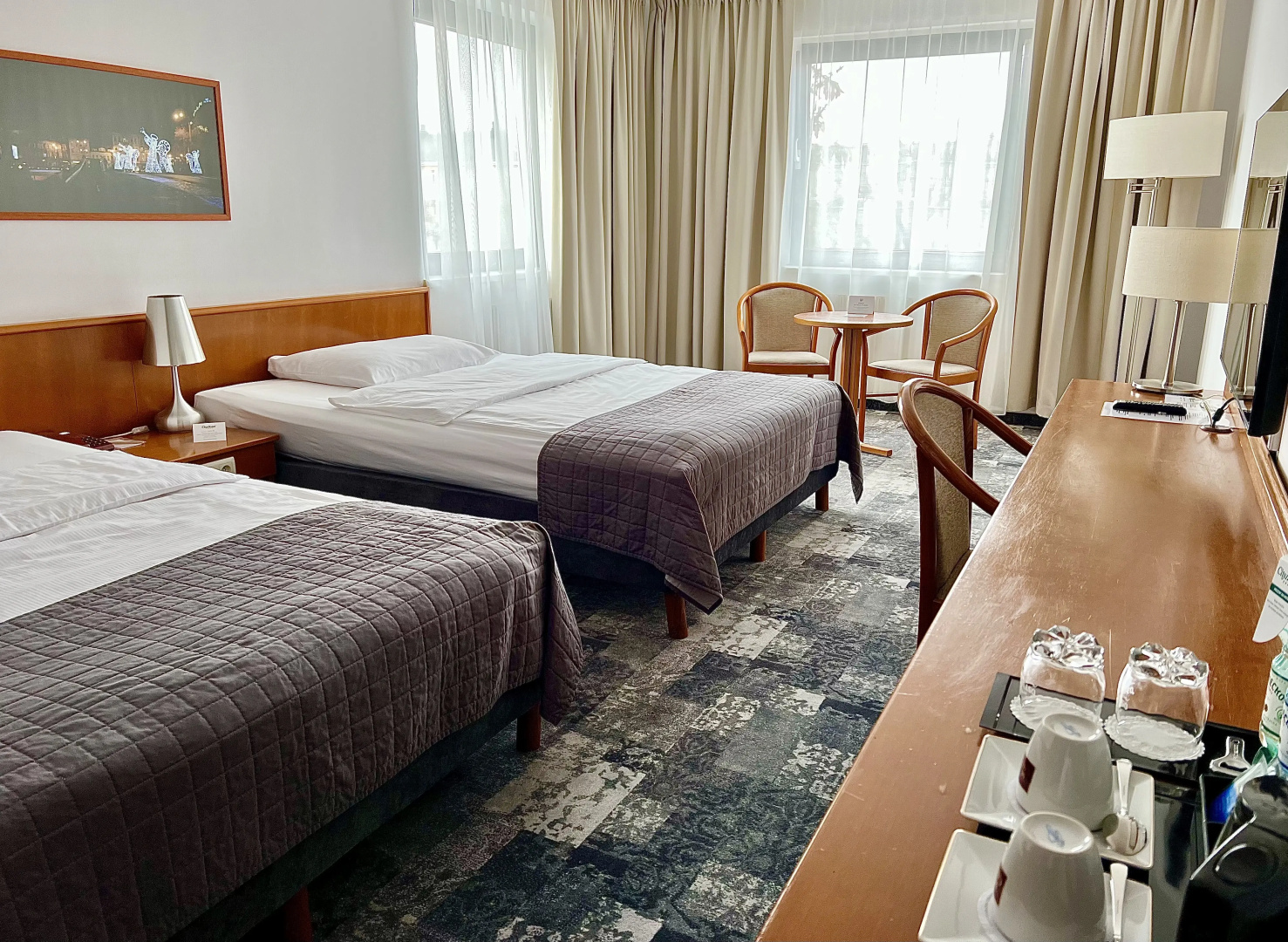 City Hotel