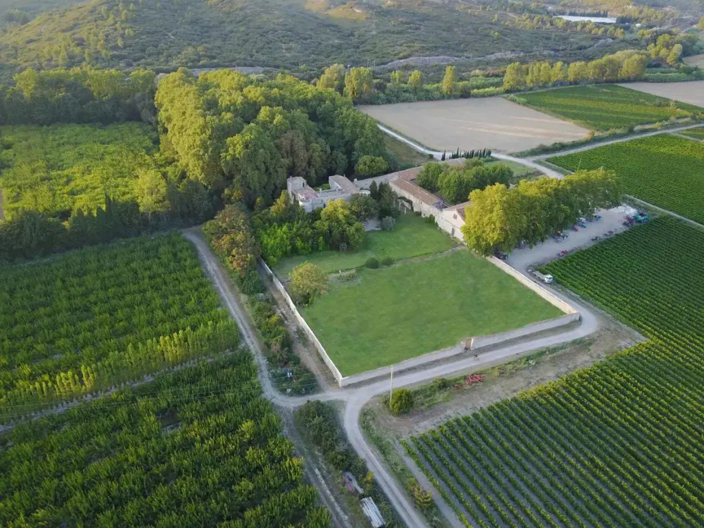 Maison de Charme Dans Domaine 17eme