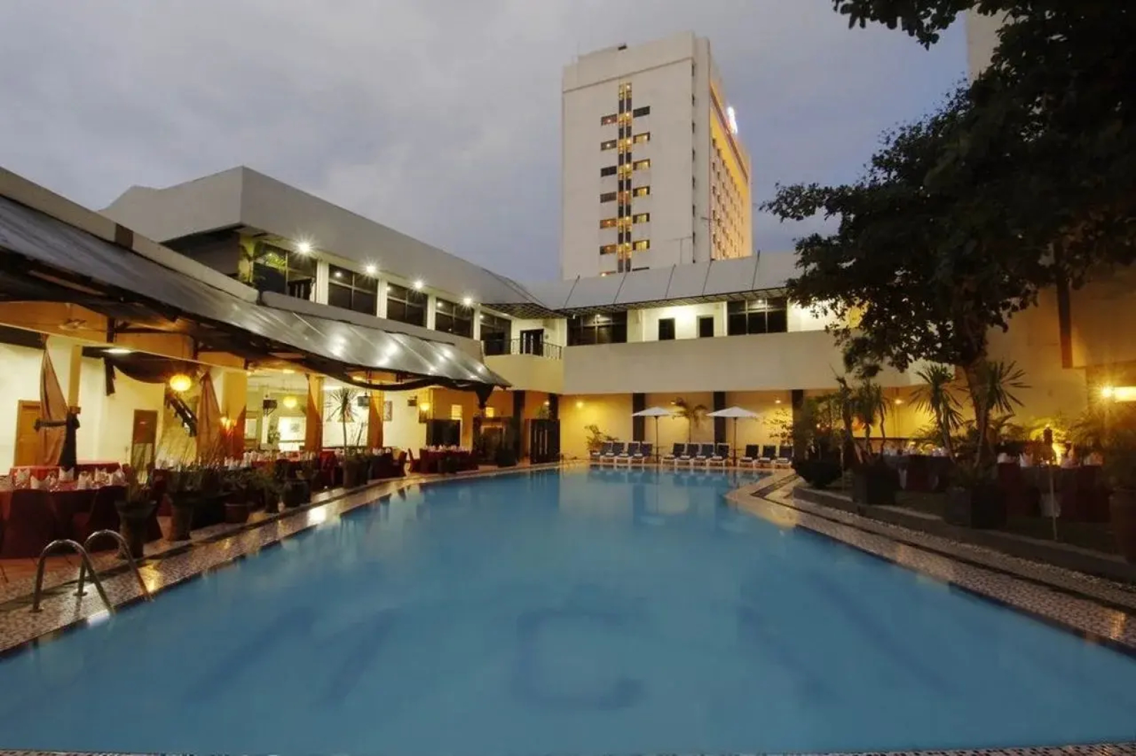 Singgasana Hotel Makassar