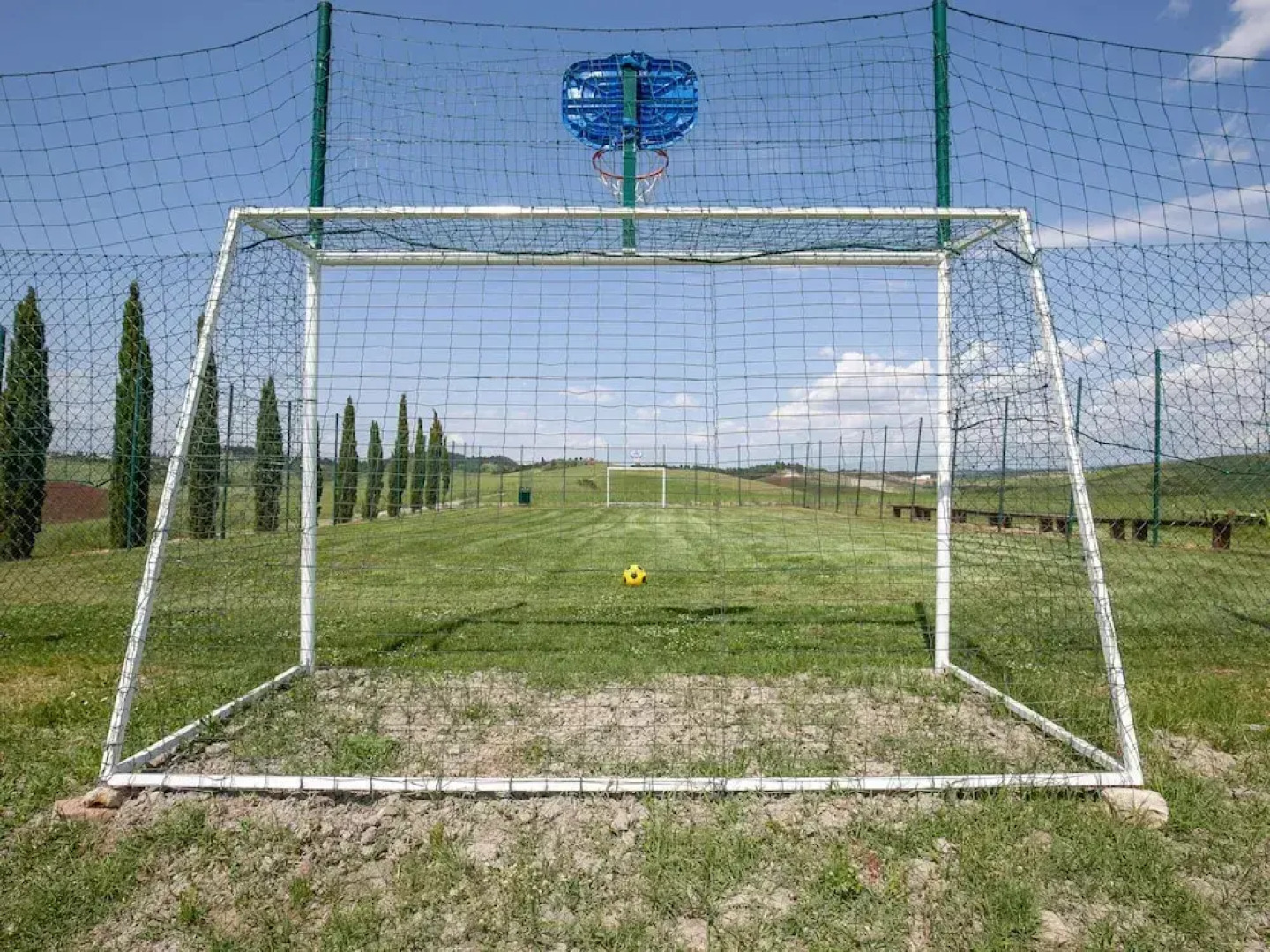 Tuscan Farmhouse in Peccioli with Swimming Pool near Lakes