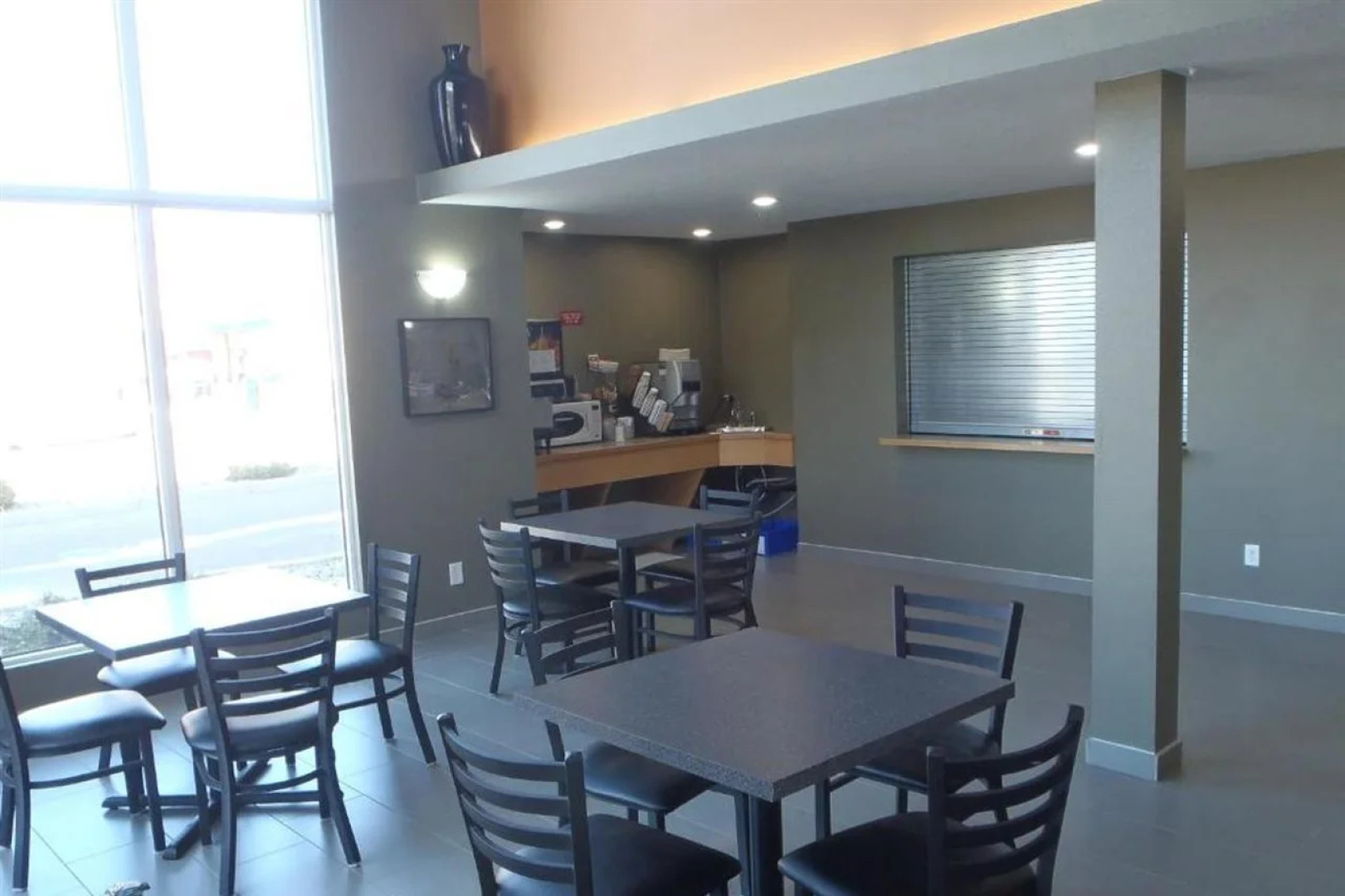 SureStay Plus Hotel by Best Western Lethbridge