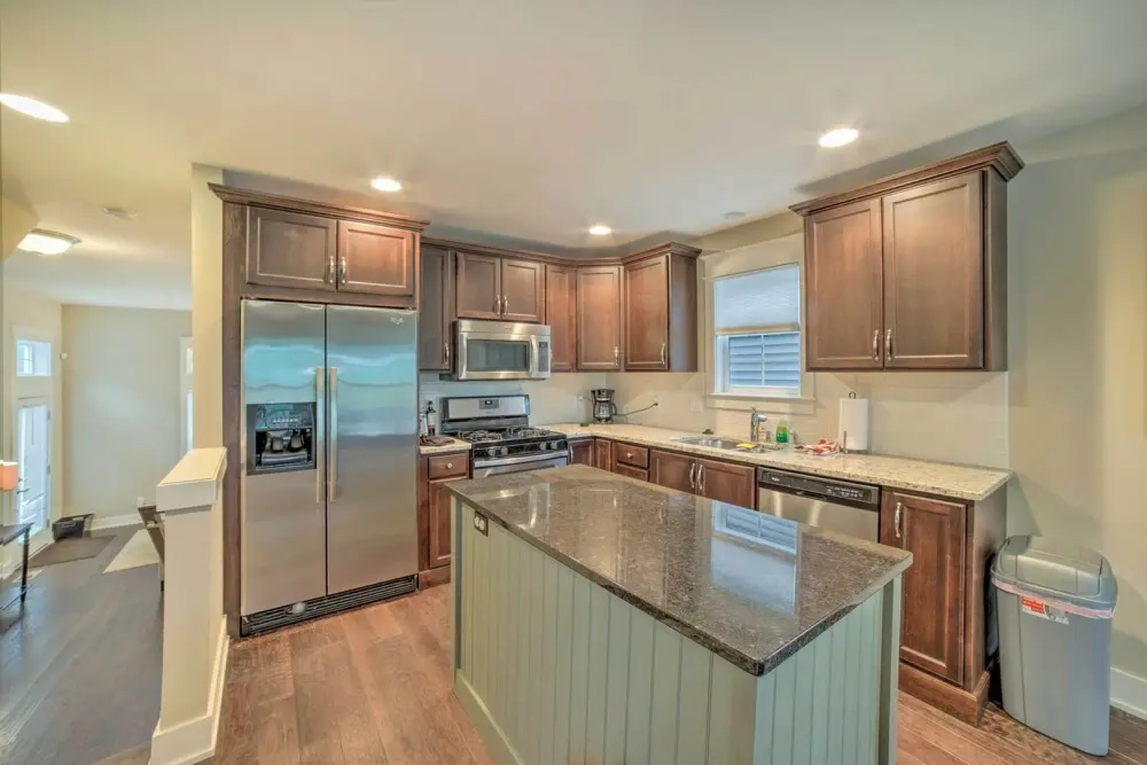 Benton Harbor Townhome w/ Golf Course View!