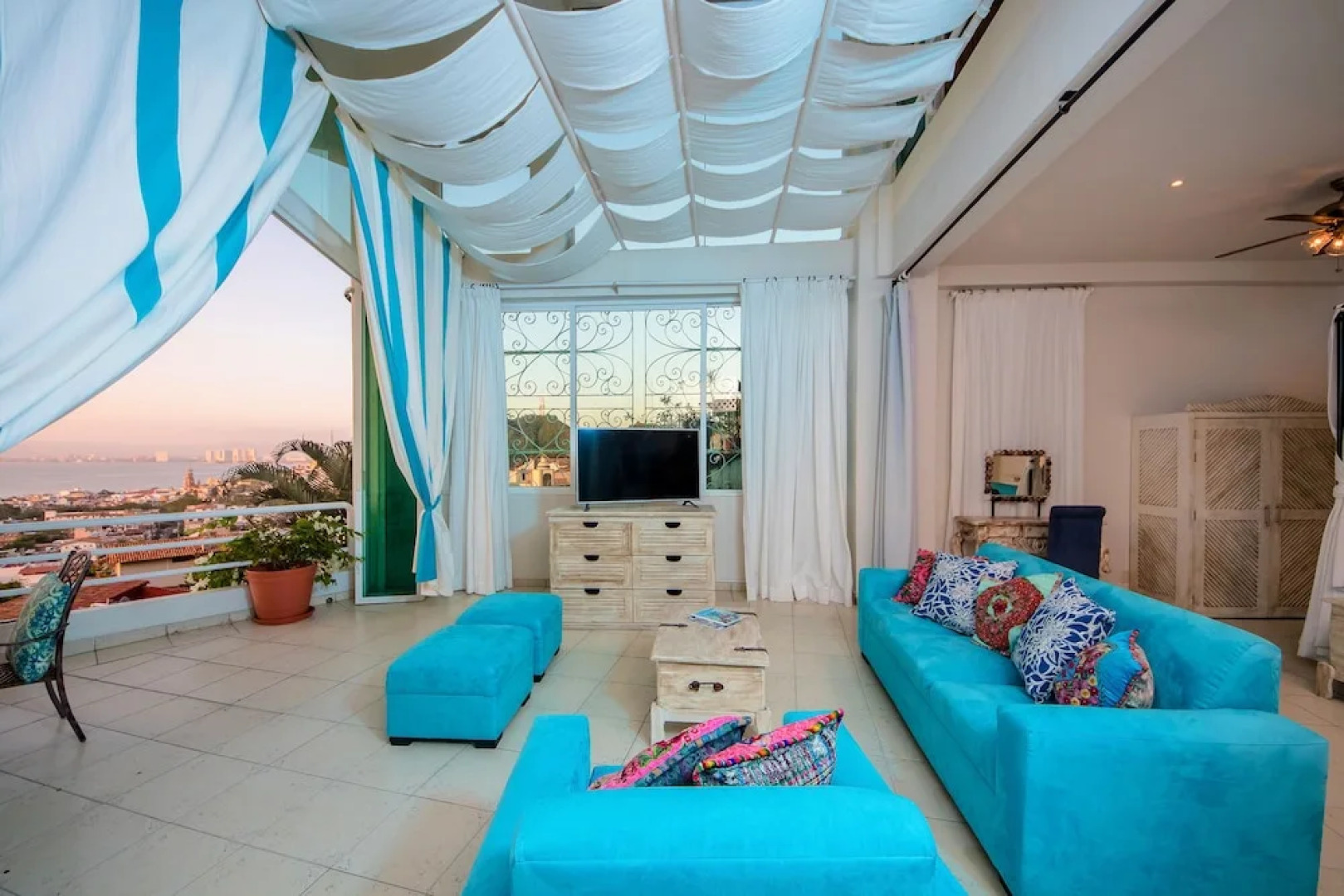 Casa Yvonneka, Private Luxury Villa