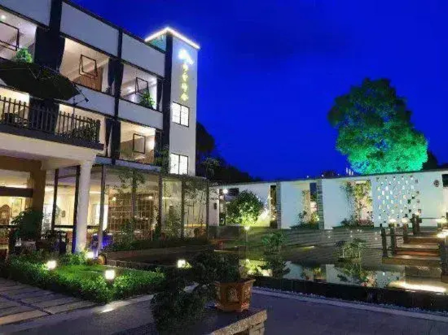 Shuiyun Jingshe Hot Spring Hotel (Xinfeng Meikeng)