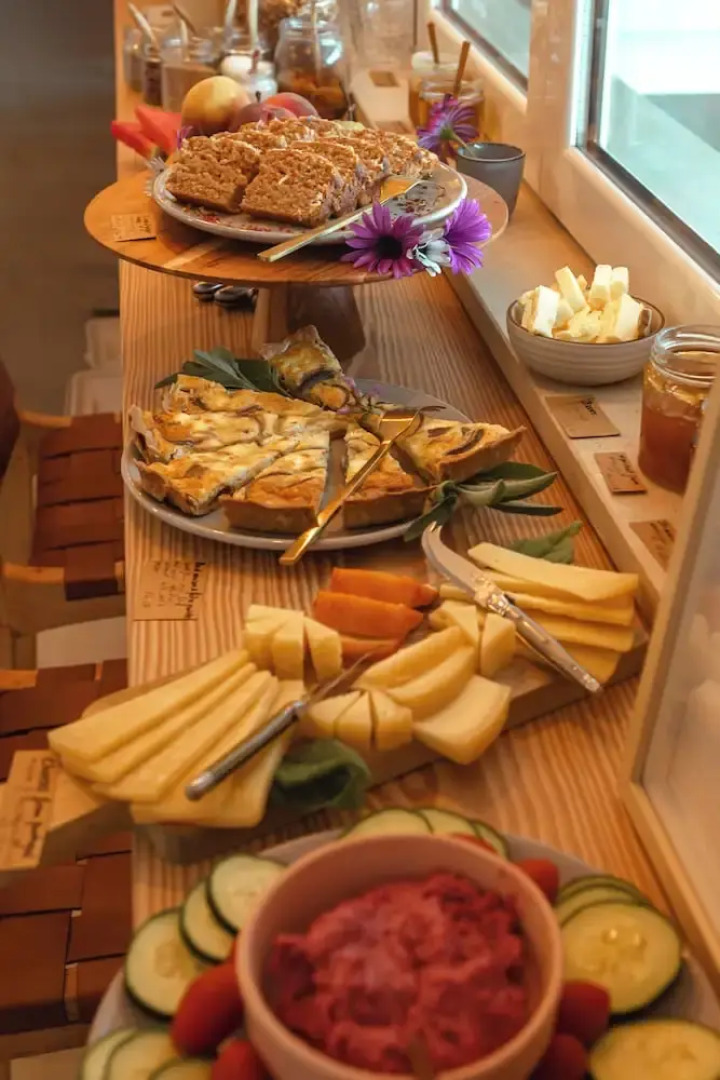 Birds of Paradise - Boutique surf lodge