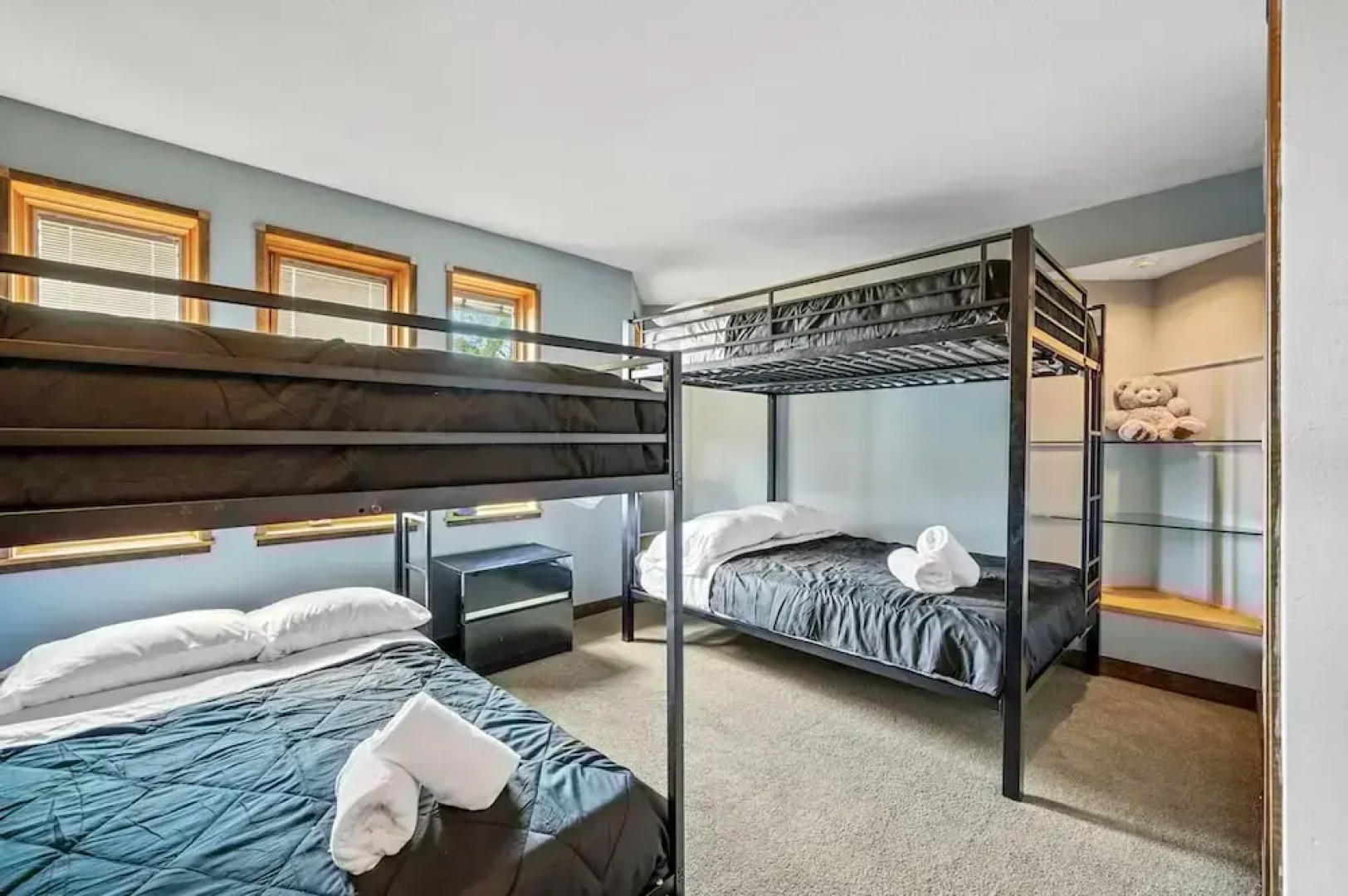 Minnesota Lakehouse Retreat