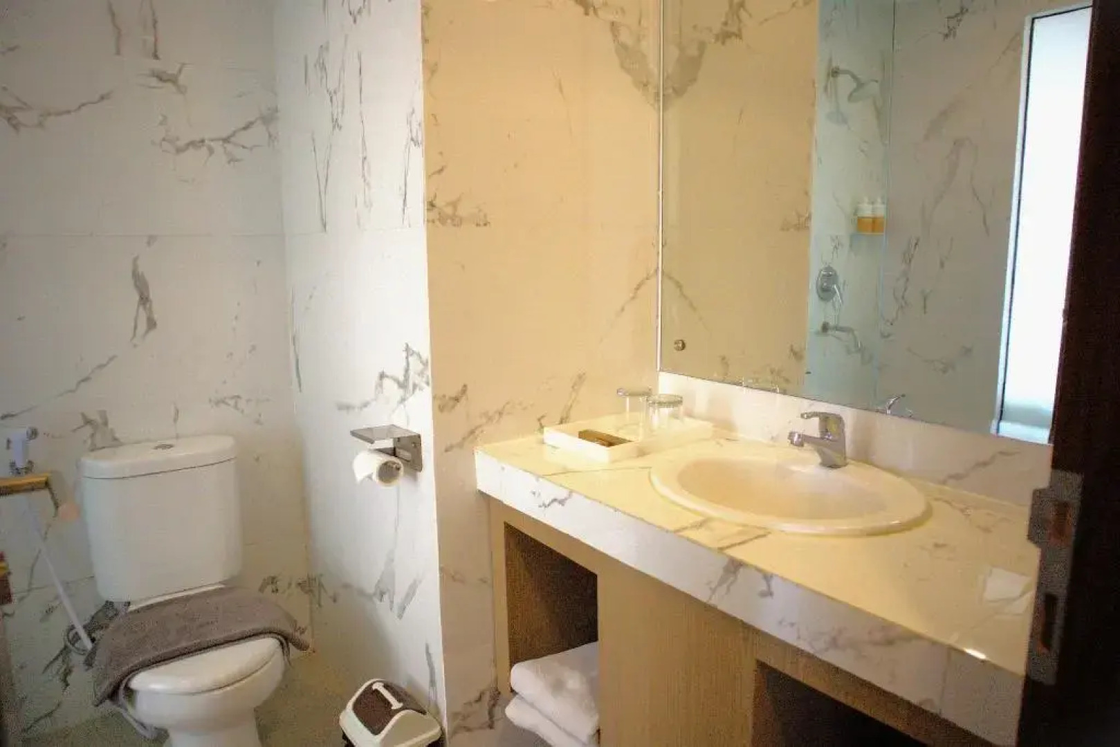 Lynn Hotel Mojokerto